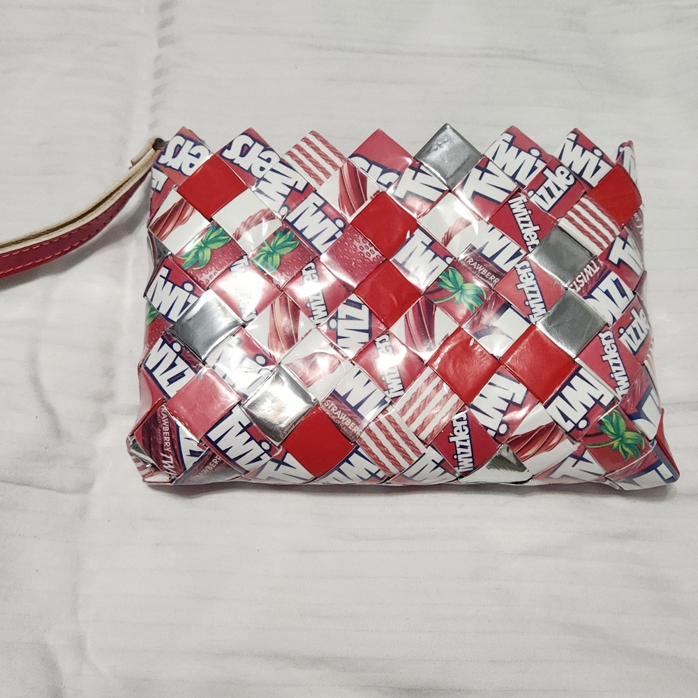 Nahui Ollin Twizzler wristlet
